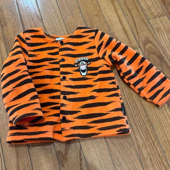 Disney Baby Tigger 2 piece footie outfit size 3/6 months - Picture 2 of 7